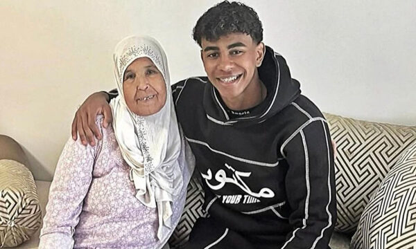 Amenazan de muerte a la abuela del pelotero español Lamine Yamal