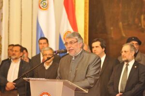 Federico Franco acusa a Fernando Lugo de tener vínculos con las FARC durante su gobierno