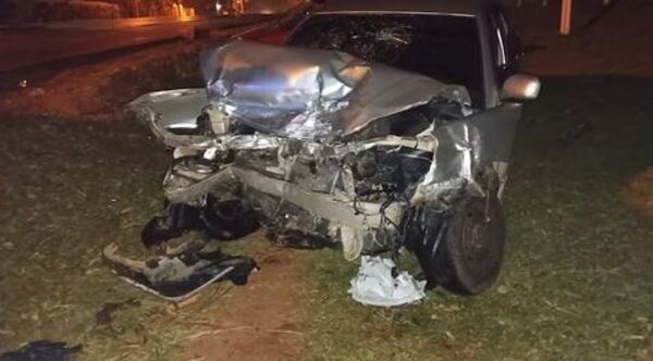 Poli fallece en un feo accidente en Yaguaron