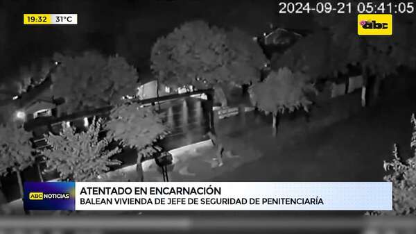 Video: así balearon la vivienda del jefe de seguridad de Cereso - ABC Noticias - ABC Color