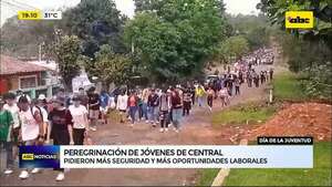 Video: jóvenes peregrinantes lamentaron la corrupción y la falta de oportunidades en el país - ABC Noticias - ABC Color