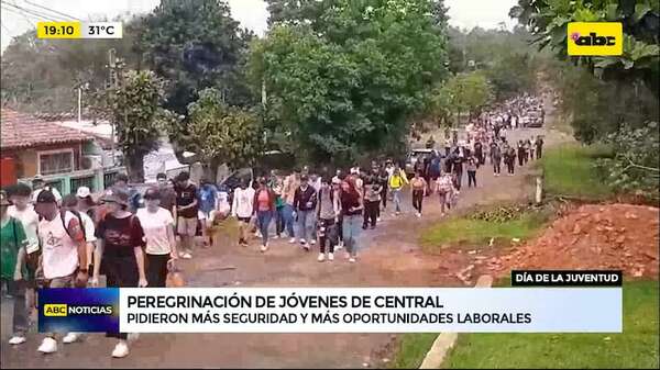 Video: jóvenes peregrinantes lamentaron la corrupción y la falta de oportunidades en el país - ABC Noticias - ABC Color