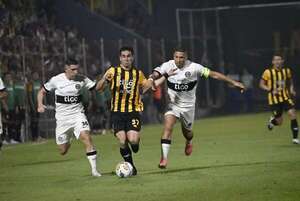 Guaraní vs. Olimpia: El decano empata y se reduce su ventaja en la cima - Fútbol - ABC Color