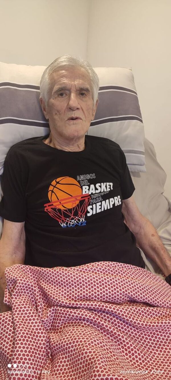 Se fue un grande del básquetbol: Oscar Bogarín
