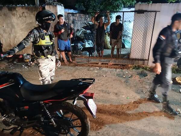 Adolescente aprehendido tras presunto robo de una motocicleta en Asunción - Policiales - ABC Color