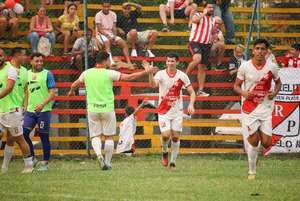 Primera B: El Kelito, aferrado al cupo de ascenso - Fútbol de Ascenso de Paraguay - ABC Color