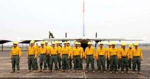 La Nación / Envían más personal para combatir incendios en Chaco