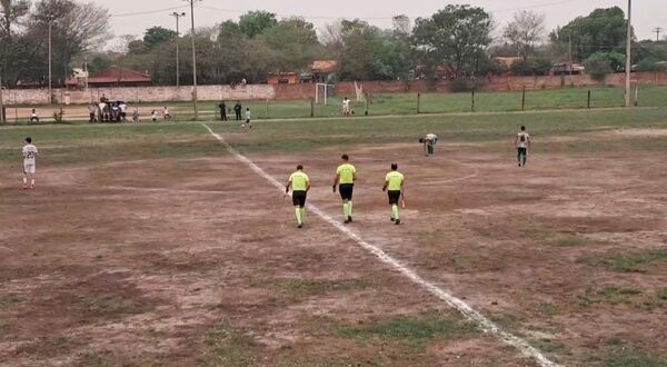 Roban a árbitro, mientras pitaba encuentro de fútbol en Concepción