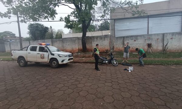 Hombre infarta mientras conducía motocicleta