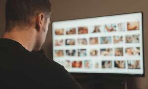 Podrían postergar proyecto de guardar datos de internet para investigaciones de pornografía infantil - Política - ABC Color