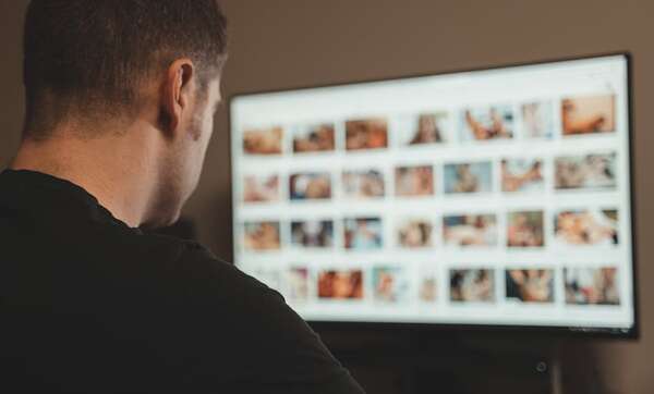 Podrían postergar proyecto de guardar datos de internet para investigaciones de pornografía infantil - Política - ABC Color