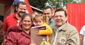 Diario HOY | El Indert entrega más de 140 títulos en Minga Guazú