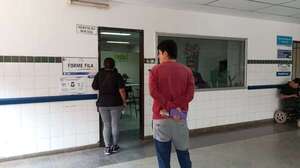 Pacientes de Hospital de Clínicas denuncian que deben pagar costosos estudios y análisis clínicos - Nacionales - ABC Color