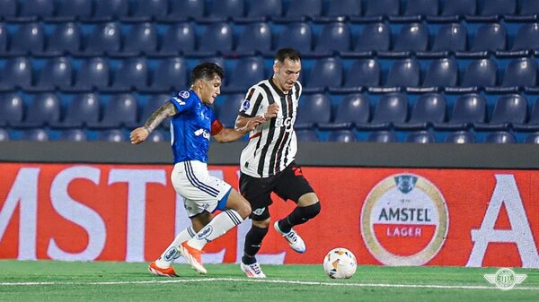 Fecha 12: sobre los 90, Libertad venció a Tacuary - trece