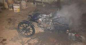 Diario HOY | Hombre borracho quema la motocicleta de su cuñado
