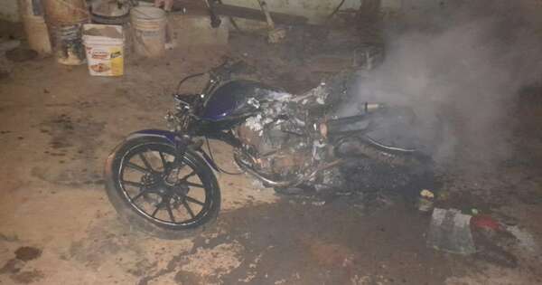 Diario HOY | Hombre borracho quema la motocicleta de su cuñado