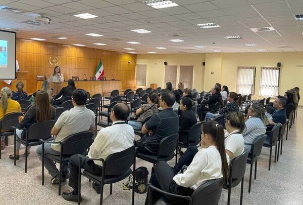 Continúan jornadas de capacitación en Diplomado Especializado en Niñez y Adolescencia