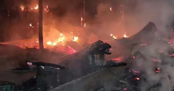 Diario HOY | Vela encendida provoca voraz incendio en una vivienda en Caaguazú