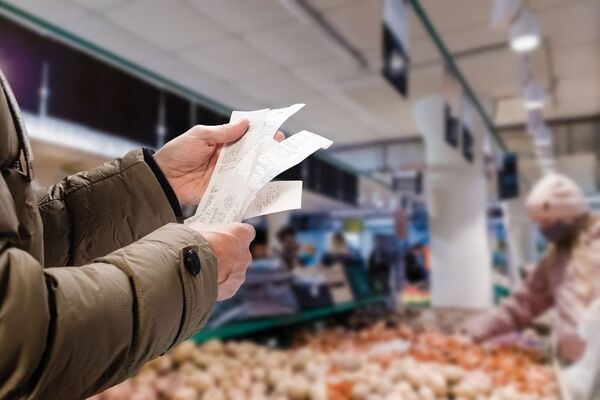 Proyectan un cierre positivo para el consumo masivo en 2024 tras seis años de estancamiento - MarketData