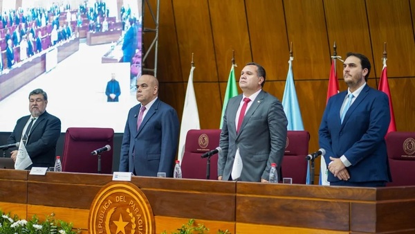 Parlasur pide al FMI revisar su política de sobretasas sobre préstamos a Argentina