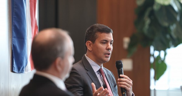 Ahora Peña le baja el tono al Pacto del Futuro para no enojar a los cartistas críticos