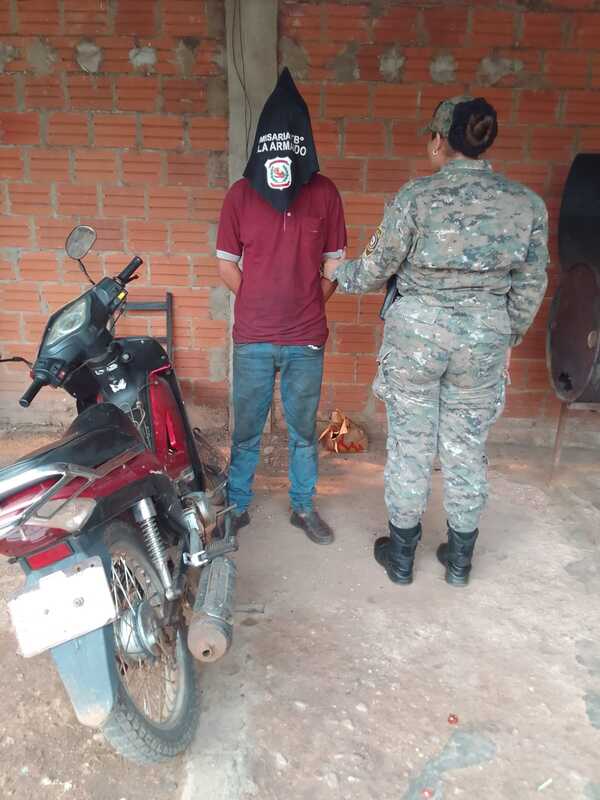 Aprehenden a hombre por hurto agravado y recuperan motocicleta robada en Barrio Oga Renda