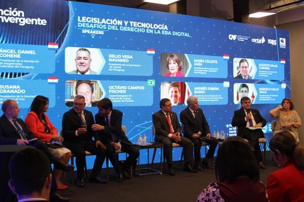 Asunción Convergente: Expertos y magistrados debaten sobre innovación y criminalidad compleja - Judiciales.net