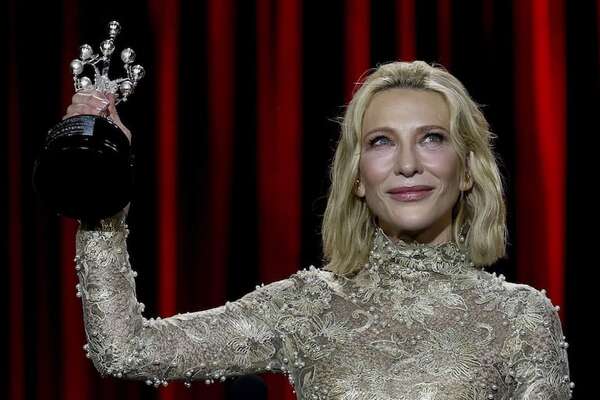 Cate Blanchett, emocionada y feliz al recibir el Premio Donostia en España - Gente - ABC Color