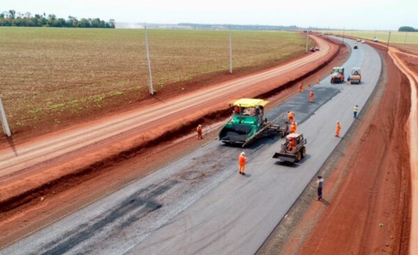 Trabajos de la supercarretera a Puerto Indio registran 25% de avance