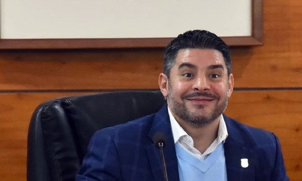 “Quieren una ciudad de primer mundo, pero no pagan”, cuestiona Nenecho Rodríguez a asuncenos - OviedoPress