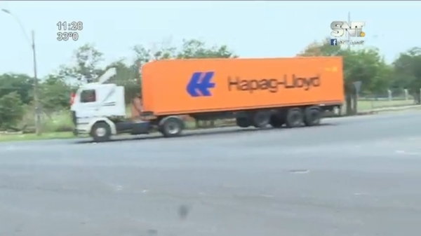 Manifestación de camioneros por el precio del flete - SNT