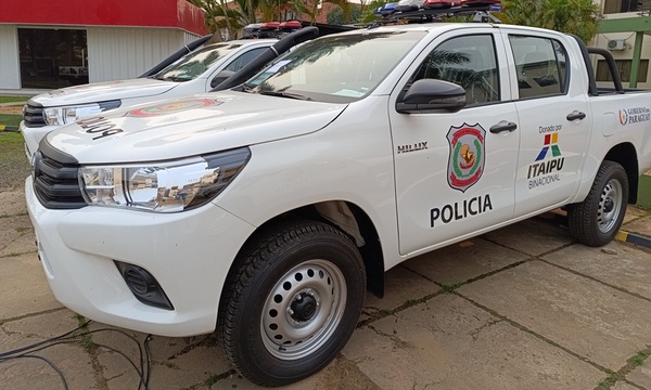 Entregan 15 patrulleras a comisarías del Caaguazú - OviedoPress
