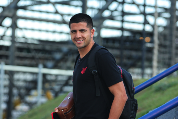 Versus / Mateo Gamarra tiene nuevo entrenador en el Athletico Paranaense