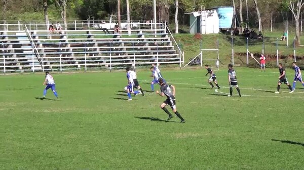 Liga Encarnacena de Fútbol inaugura su temporada 2024 con nuevas promesas y tributo al Presidente