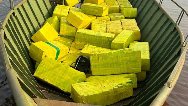 Policía de Brasil incauta 1,5 toneladas de marihuana en el lago Itaipú