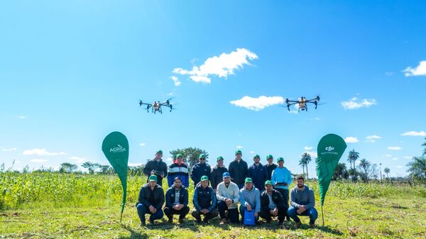 Agrisa capacitó a productores del sector agrícola en el manejo de drones