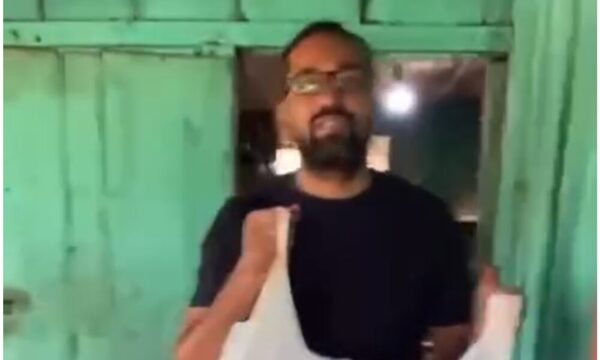 (VIDEO)Apostó con su papá que ganaría competencia de matemática por una Playstation 5