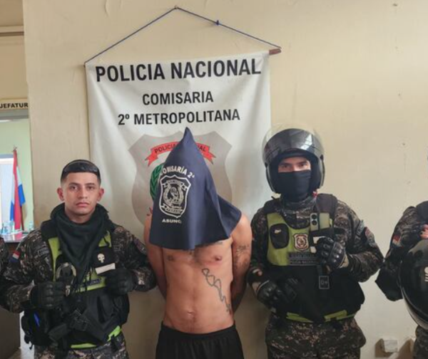 Detienen a hombre con múltiples órdenes de captura pendientes