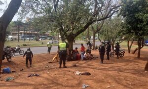 Inspeccionan personas en el microcentro de CDE