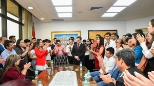 Cámara Baja revela nombres de nuevos funcionarios tras Concurso Joven