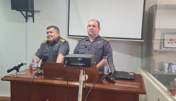 Junta Departamental pide a la Patrulla Caminera poner fin a doble fila de camiones en ruta PY02 – Diario TNPRESS