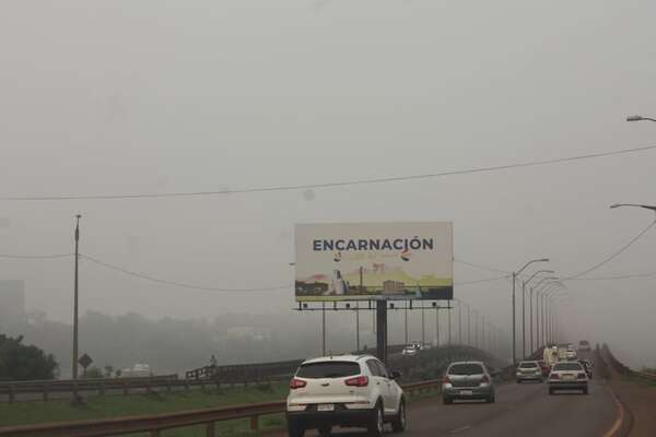 Calidad de aire insalubre: Encarnación, ciudad escondida bajo humo - Clima - ABC Color