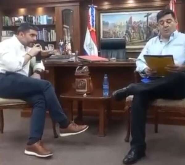 Salyn Buzarquis reconoce que pidió un “favor” a “Nenecho” - Política - ABC Color
