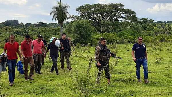 Imponen altas penas a cuatro secuestradores detenidos en el Operativo Sapucai - Policiales - ABC Color