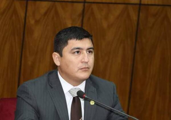 De Guatemala a guatepeor: José Oviedo deja a Payo y se une a Prieto - ADN Digital