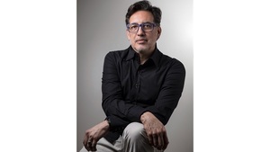 Félix Toranzos y Adriana Almada recibirán condecoración de Francia