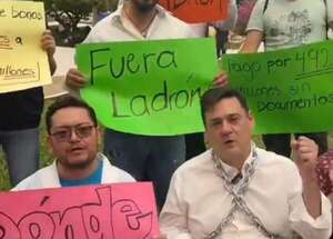 Médico acompañó protesta contra Nenecho y en menos de dos horas su clínica fue intervenida - Política - ABC Color