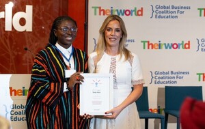 Primera Dama de la Nación recibió distinción internacional por su trabajo a favor de la Primera Infancia - .::Agencia IP::.