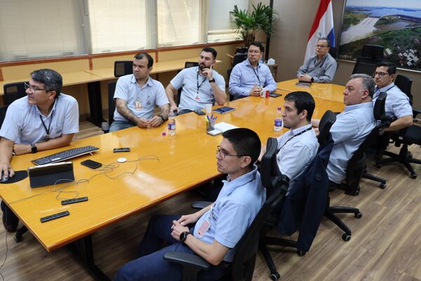 Reunión de cara al XX Encuentro del Consejo Internacional de Grandes Redes Eléctricas - La Clave