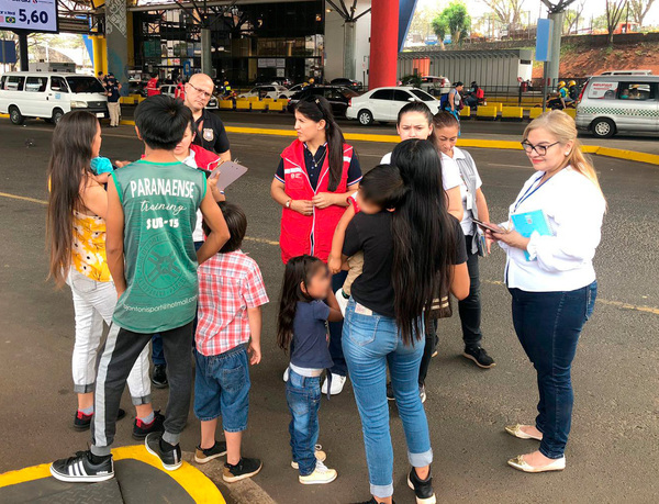 Detienen a 15 menores sin documentos migratorios en controles aleatorios en Puente de la Amistad